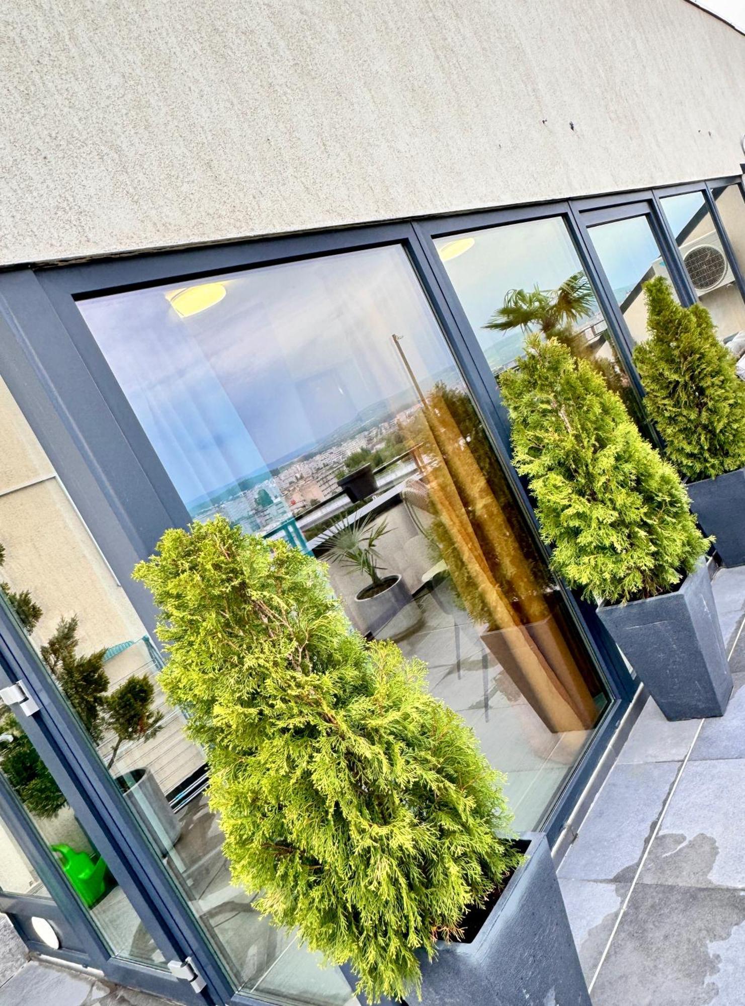 Apartamento Penthouse Exclusive View , Iasi Exterior foto