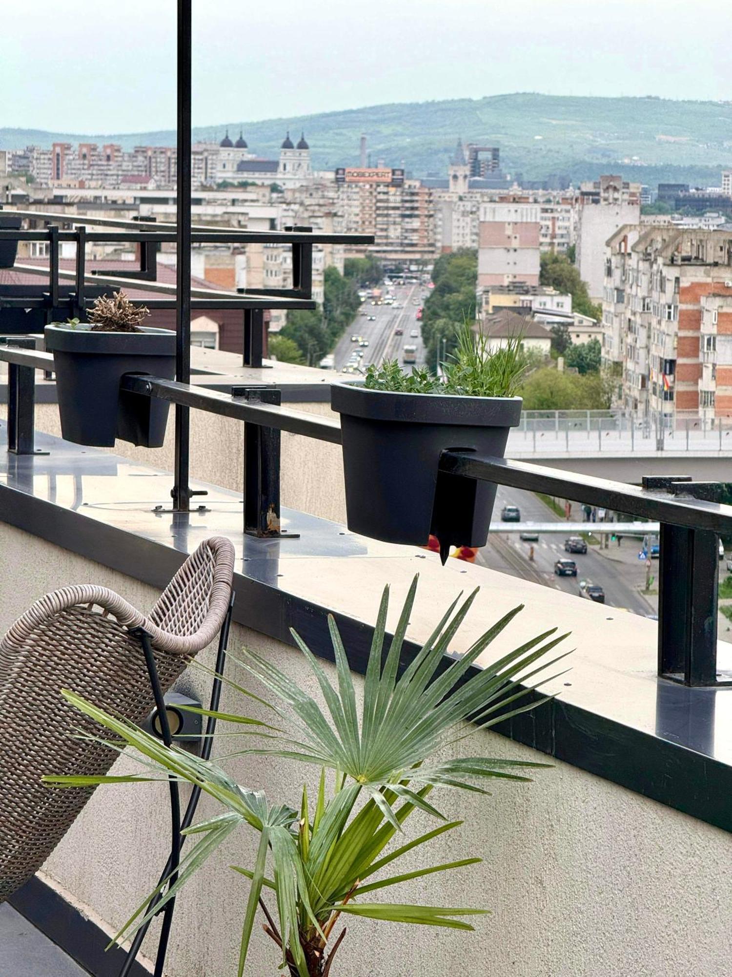 Apartamento Penthouse Exclusive View , Iasi Exterior foto
