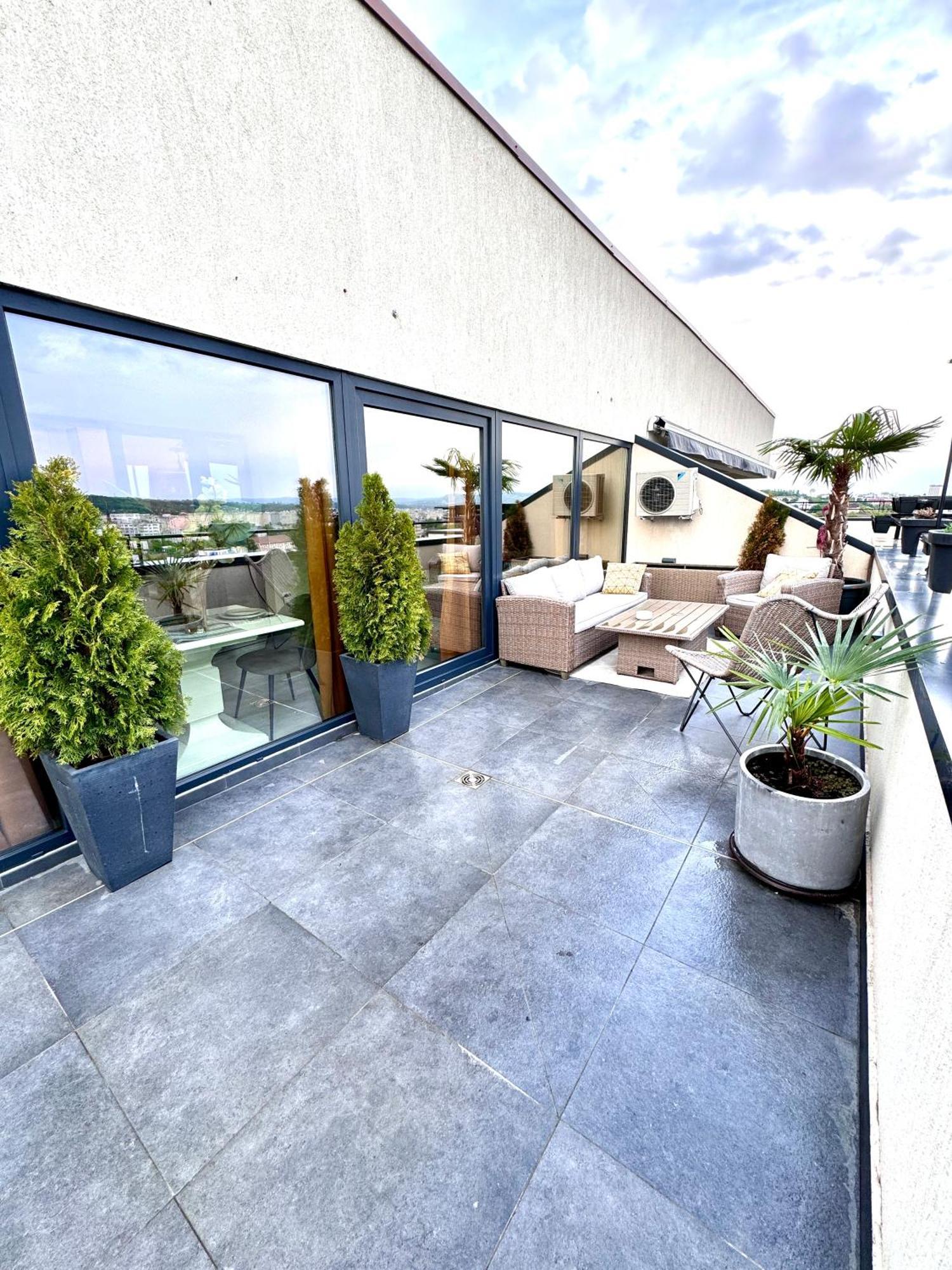 Apartamento Penthouse Exclusive View , Iasi Exterior foto