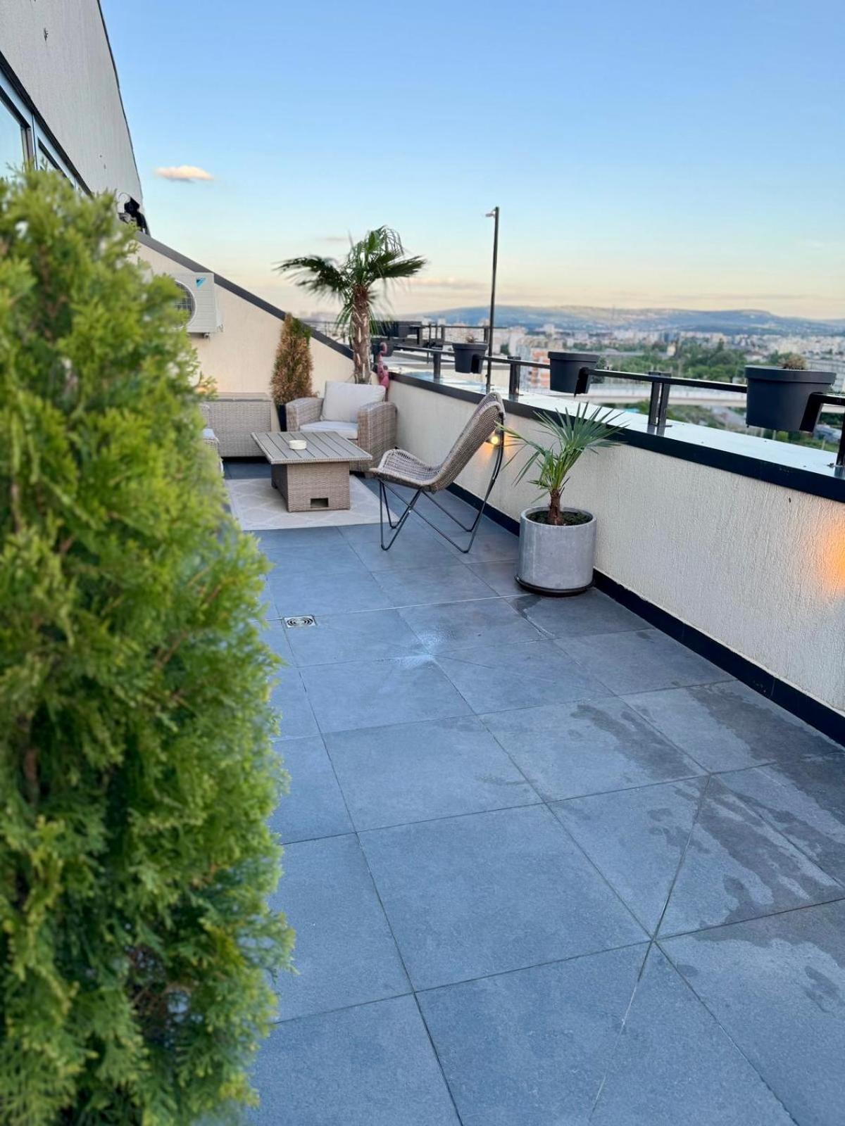 Apartamento Penthouse Exclusive View , Iasi Exterior foto